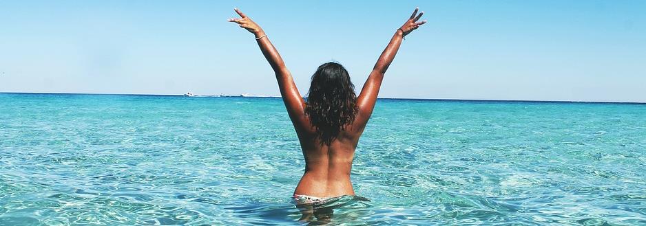 Come mantenere l'abbronzatura a lungo? I nostri consigli per preparare la pelle al meglio.