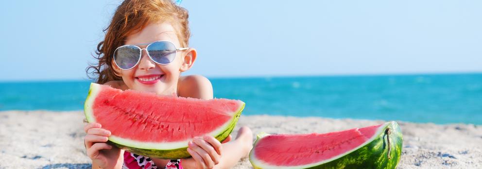 La dieta per un’abbronzatura perfetta: alimenti e consigli