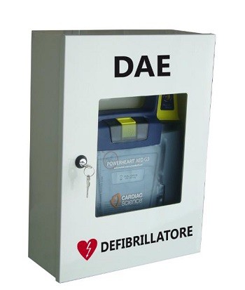 ARMADIO PER DEFIBRILLATORE Caratteristiche tecniche Dimensioni: 30x40x12 cm Materiale contenitore: armadio ad 1 anta in metallo. Parte frontale in plastica trasparente per visualizzare lo stato dell'a